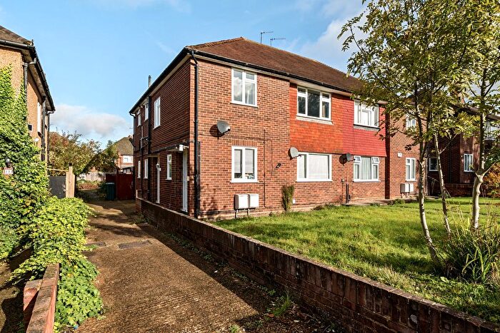 2 Bedroom Maisonette To Rent In Whitby Road, Ruislip, HA4