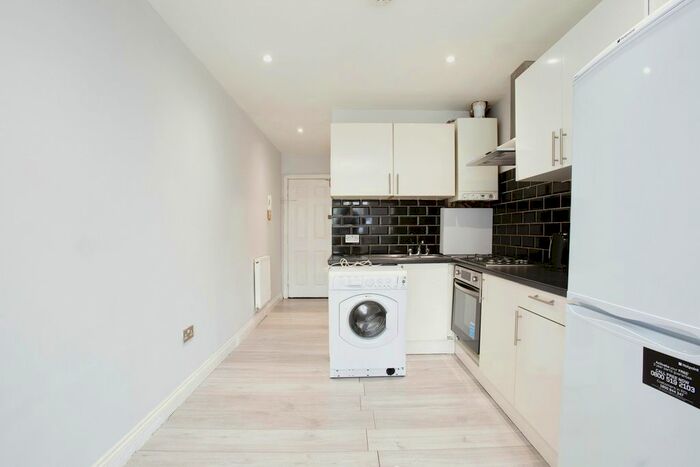 1 Bedroom Studio To Rent In High Road, Tottenham, London, N17