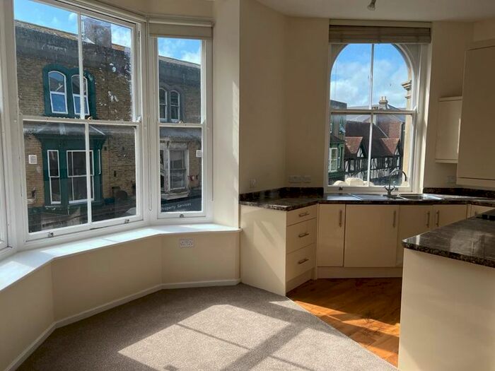 2 Bedroom Flat To Rent In Steephill Road, Shanklin, PO37