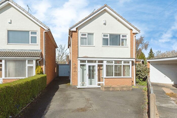 3 Bedroom Detached House For Sale In Lichfield Drive, Blaby, Leicester, LE8