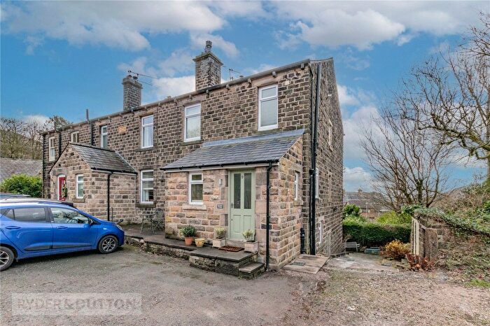 3 Bedroom End Of Terrace House To Rent In Saddleworth Fold, Uppermill, Oldham, Greater Manchester, OL3