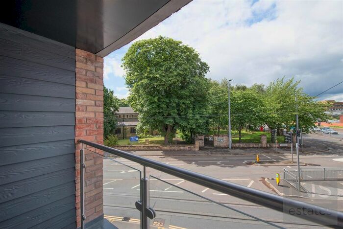 2 Bedroom Flat To Rent In The Curve, Gregory Street, Lenton, Nottingham, NG7