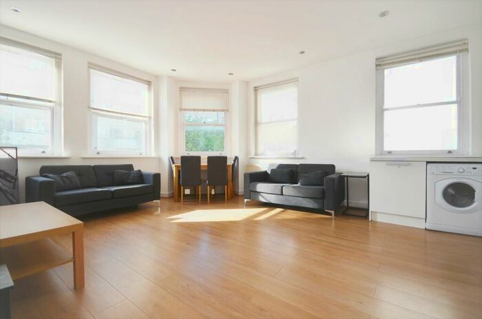 2 Bedroom Flat To Rent In Frampton Street, Edgware Rd, NW8