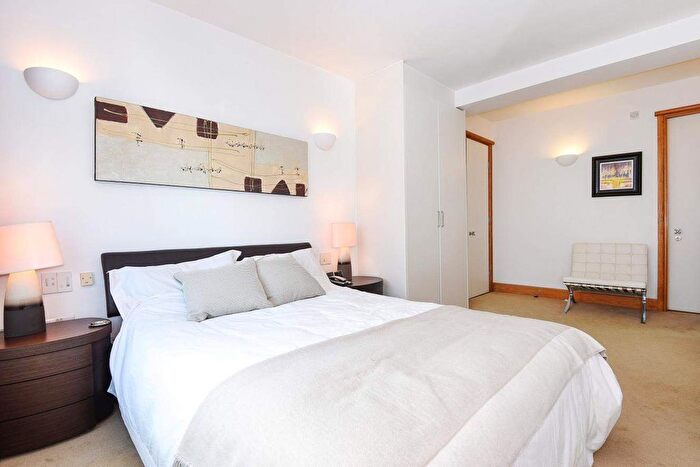 3 Bedroom Flat For Sale In Farm Lane, London, SW6