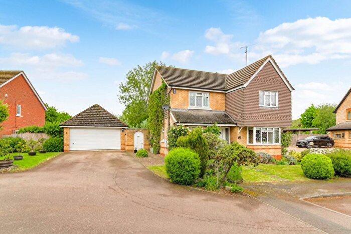 4 Bedroom Detached House For Sale In Collingcroft Close, Northampton, NN4