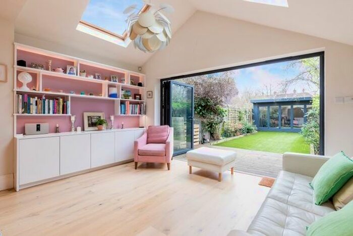5 Bedroom Terraced House To Rent In Sedgeford Road, London, W12