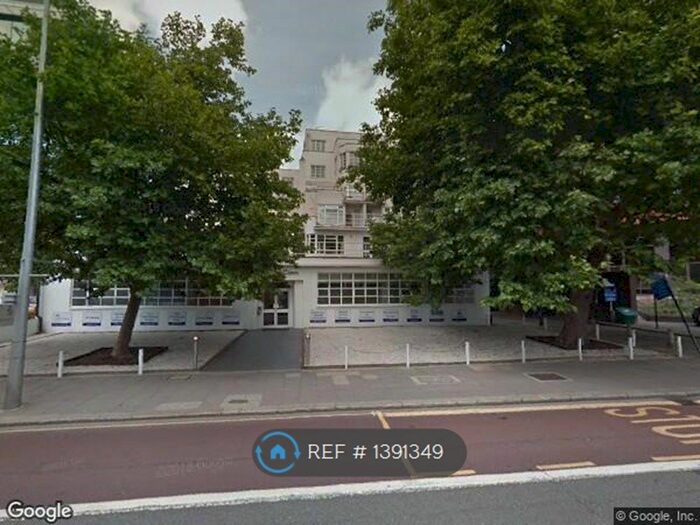 2 Bedroom Flat To Rent In Uxbridge Road, London, W5