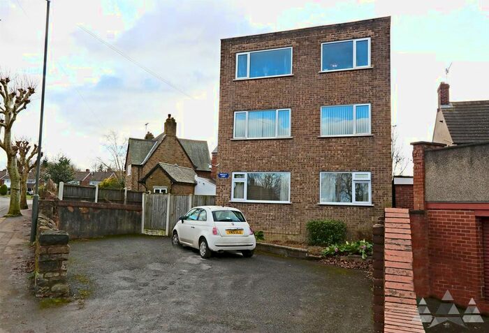 2 Bedroom Flat To Rent In Hawksley Avenue, Newbold, Chesterfield, Derbyshire, S40