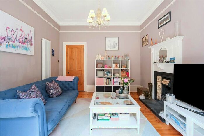 2 Bedroom Flat For Sale In Florida Street, Mount Florida, Glasgow, G42
