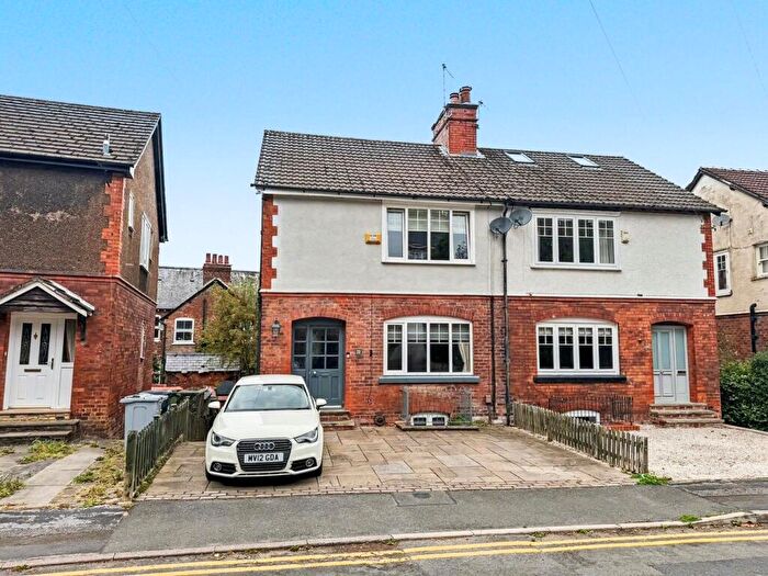 4 Bedroom Semi-Detached House To Rent In Lydiat Lane, Alderley Edge, SK9