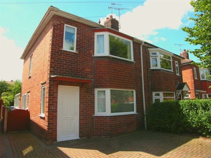 3 Bedroom Semi-Detached House To Rent In , Arnold Avenue Retford, DN22