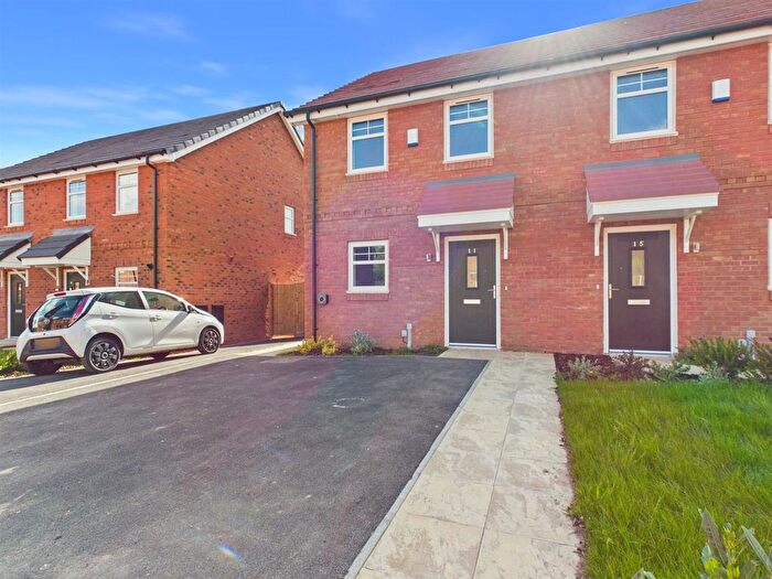 2 Bedroom Property To Rent In Radburn Drive, Coventry, CV7