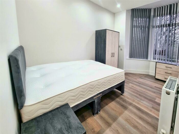 1 Bedroom Detached House To Rent In Spring Gardens Lane, Keighley, West Yorkshire, BD20