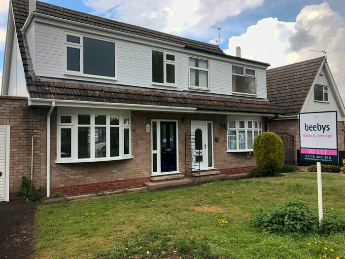 3 Bedroom Semi-Detached House To Rent In Belton Lane, Grantham, NG31