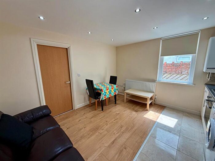 1 Bedroom House To Rent In North Road, Cardiff, CF14
