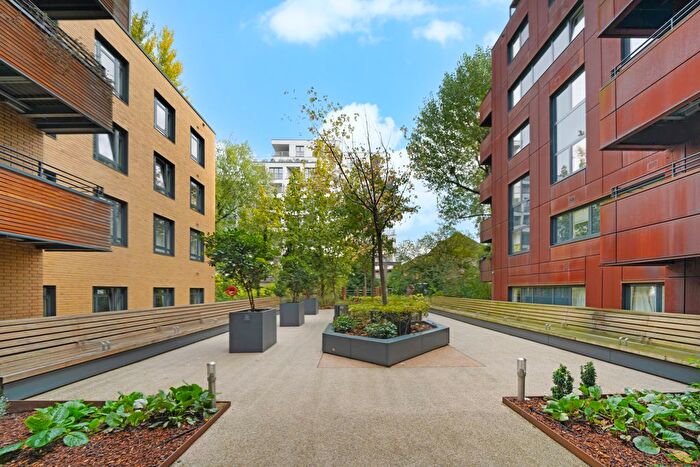 1 Bedroom Flat To Rent In The Cooper Building, Wharf Road, N1