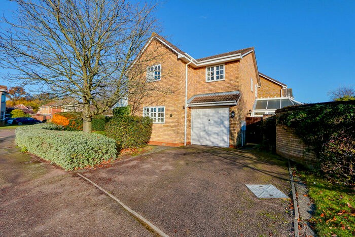4 Bedroom Detached House To Rent In Exmoor Close, Huntingdon, PE29