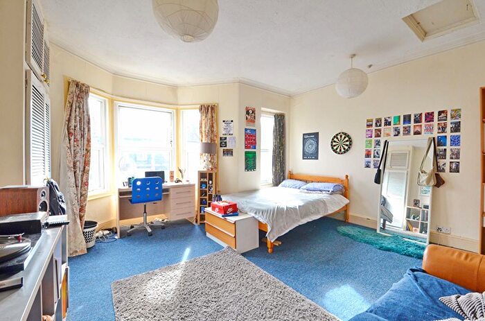 5 Bedroom Terraced House To Rent In Kennington Avenue, Bishopston, Bristol, BS7