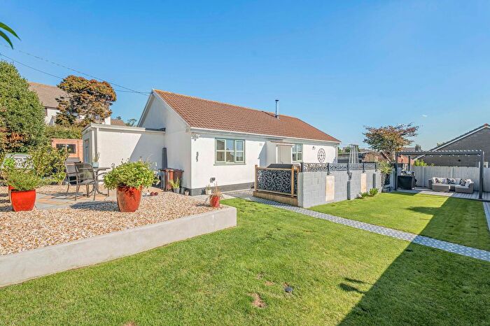 3 Bedroom Detached Bungalow For Sale In Park Place, Grampound Road, TR2