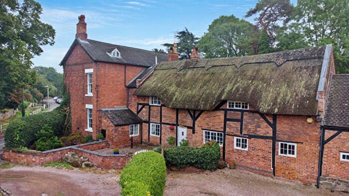 5 Bedroom Detached House For Sale In Main Street, Hemington, DE74