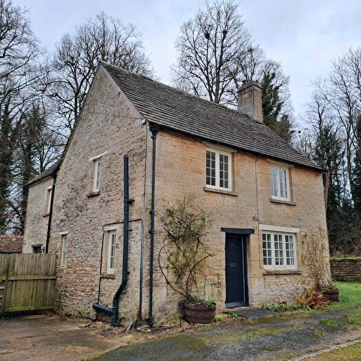 2 Bedroom Detached House To Rent In Sherborne, GL54