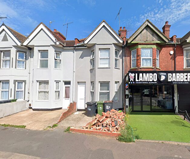 2 Bedroom Flat To Rent In Leagrave Road Luton, LU3