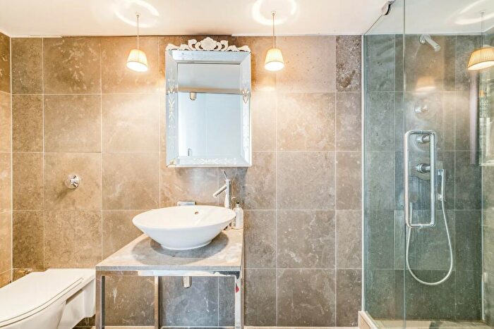 2 Bedroom Apartment To Rent In The Yoo Building, Hall Road, St John's Wood, NW8