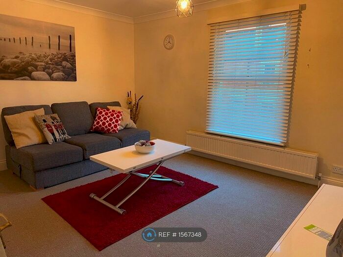 1 Bedroom Flat To Rent In William Street, Reading, RG1