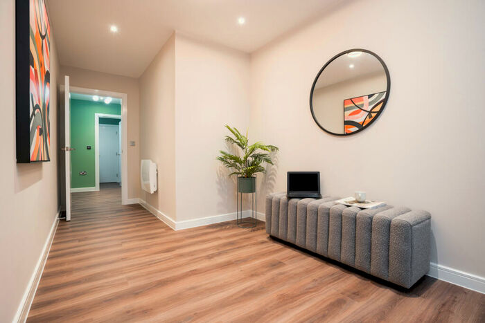 2 Bedroom Apartment For Sale In The Andesine, Clivemont Road, Maidenhead, SL6