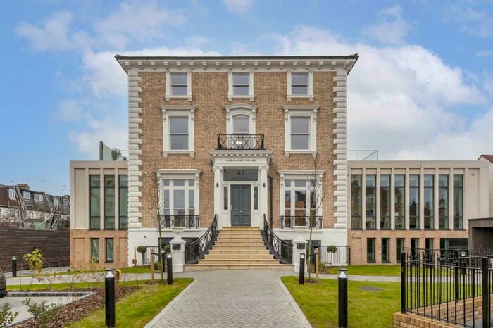 2 Bedroom Flat To Rent In Nightingale Lane, Clapham, SW12