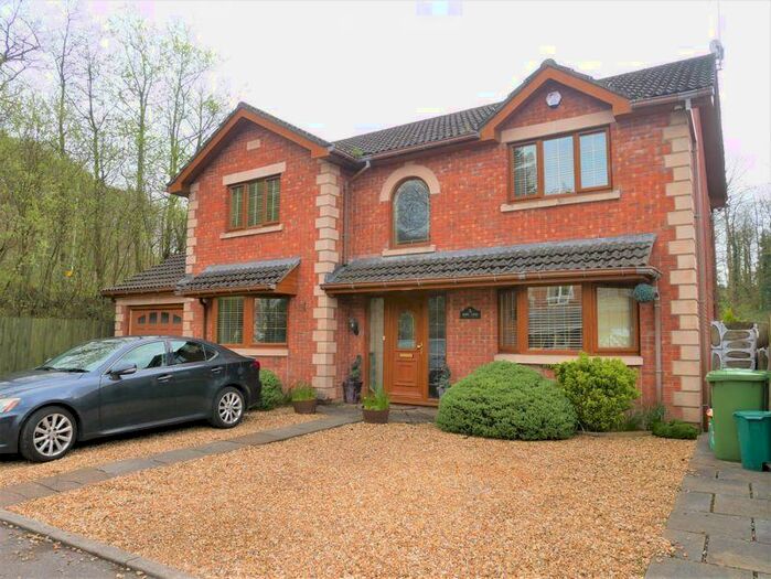 4 Bedroom Detached House To Rent In Park Lane, Tonyrefail, CF39