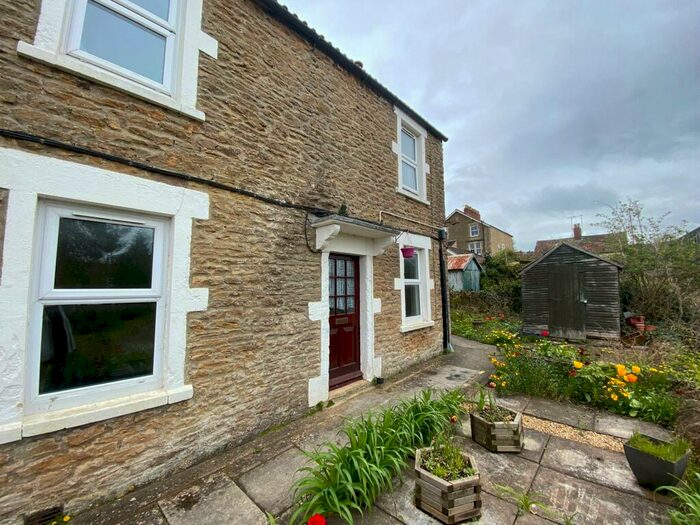 3 Bedroom House To Rent In Locks Hill, Frome, BA11