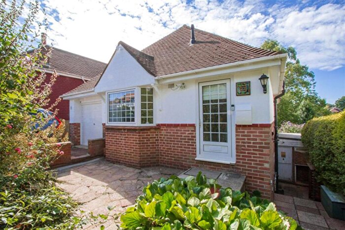 3 Bedroom Detached House For Sale In Redhill Drive, Brighton, BN1