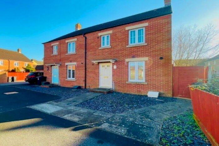 3 Bedroom Property To Rent In Carousel Lane, Weston-Super-Mare, BS24