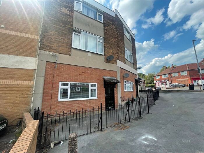 1 Bedroom Flat To Rent In Spen Lane, Leeds, West Yorkshire, Uk, LS16