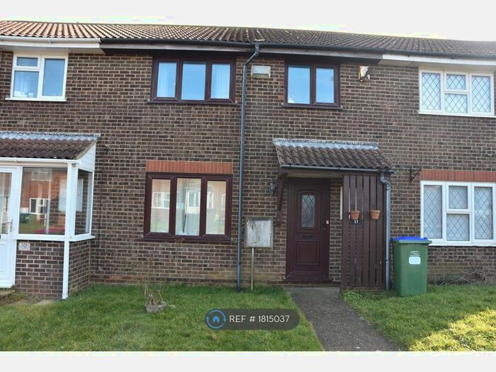 3 Bedroom Terraced House To Rent In Rayford Close, Peacehaven, BN10