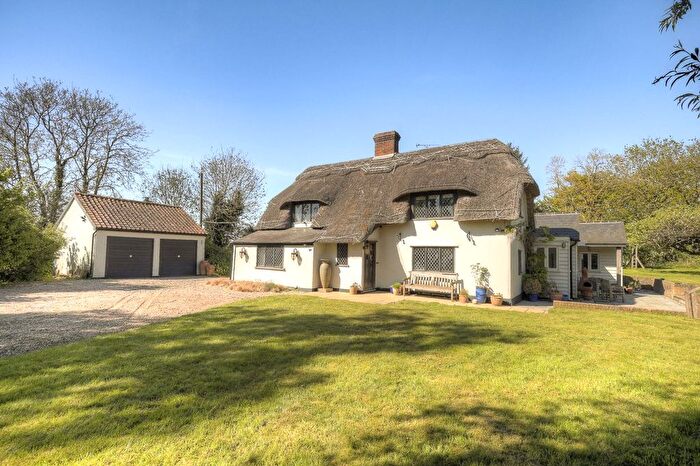 4 Bedroom Detached House For Sale In Hedingham Road, Blackmore End, Braintree, Essex, CM7