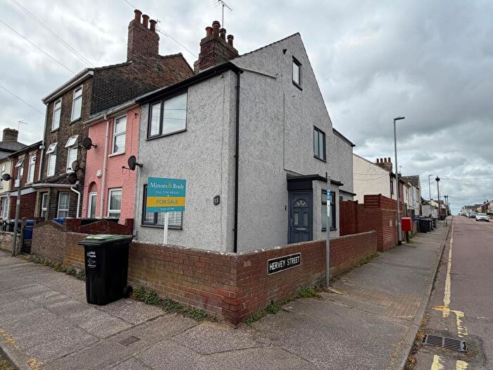 2 Bedroom End Of Terrace House For Sale In Trafalgar Street, Lowestoft, Suffolk, NR32