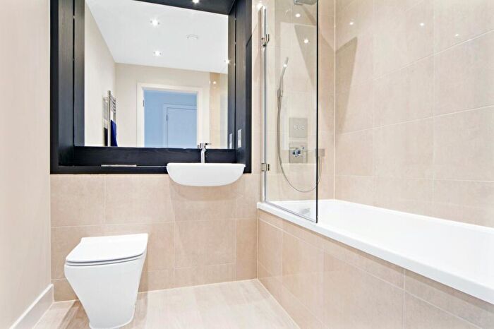 2 Bedroom Flat For Sale In Great Northern Road, Cambridge, CB1