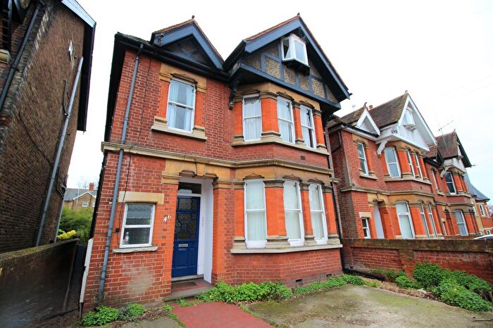 1 Bedroom Flat To Rent In York Road, Guildford, GU1