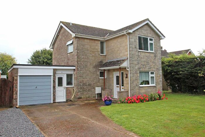4 Bedroom Detached House For Sale In River View, East Cowes, PO32