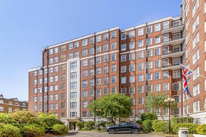 2 Bedroom Flat For Sale In Edgware Road, W2