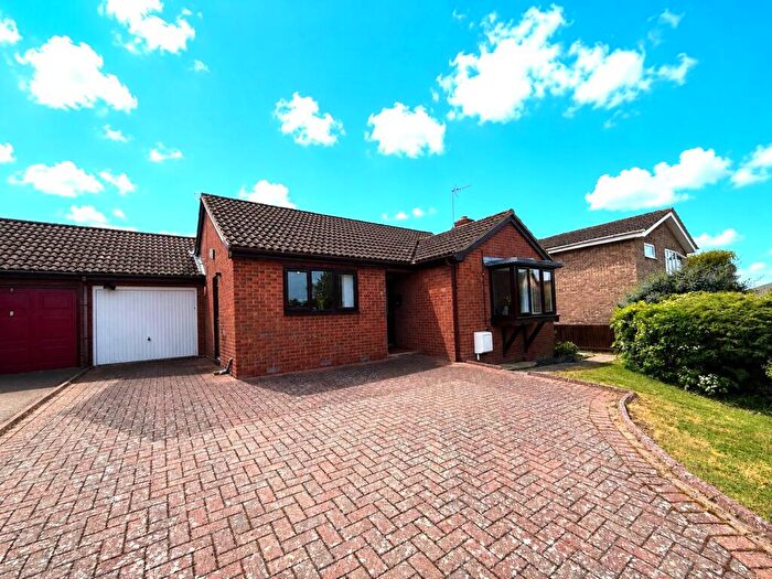 2 Bedroom Bungalow For Sale In Silver Street, Witcham, Ely, Cambridgeshire, CB6