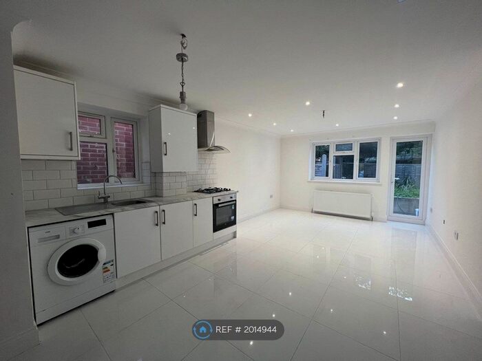 3 Bedroom Terraced House To Rent In Farm Avenue, Wembley, HA0