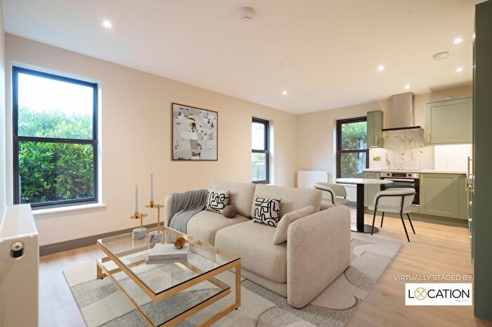 1 Bedroom Flat To Rent In Whitworth Corner House, Whitworth Road, GL7