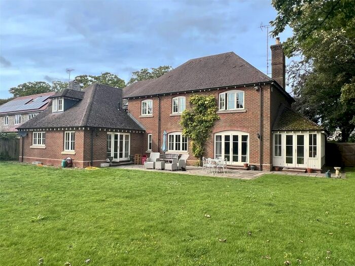 5 Bedroom Detached House To Rent In Queens Avenue, Dorchester, DT1