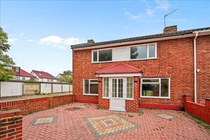 3 Bedroom End Of Terrace House To Rent In Willcocks Close, Chessington, Chessington, KT9