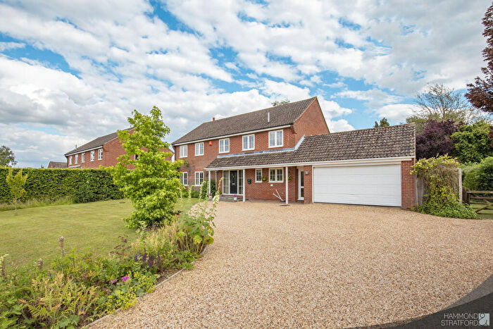 5 Bedroom Detached House For Sale In Northacre, Caston, NR17