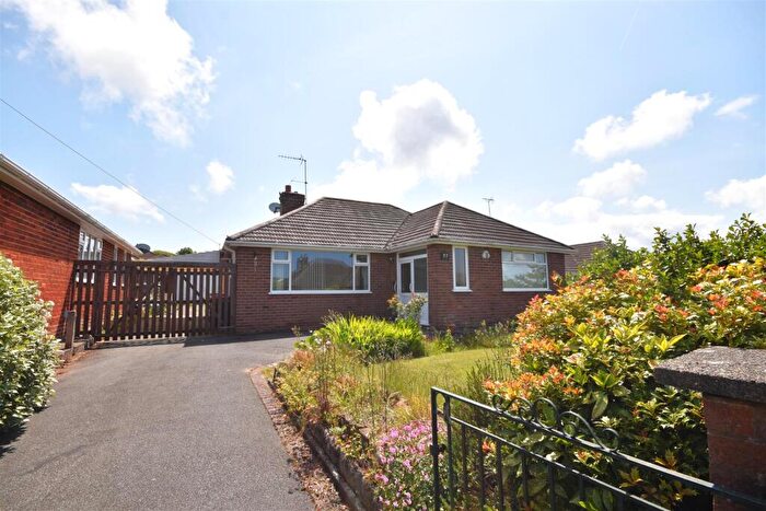 2 Bedroom Detached Bungalow For Sale In Dunraven Road, Little Neston, Neston, CH64