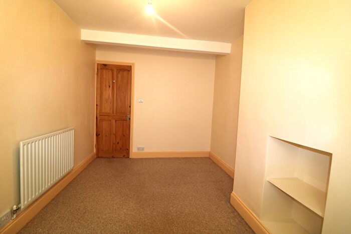 2 Bedroom Cottage To Rent In North Road, West Wickham, BR4